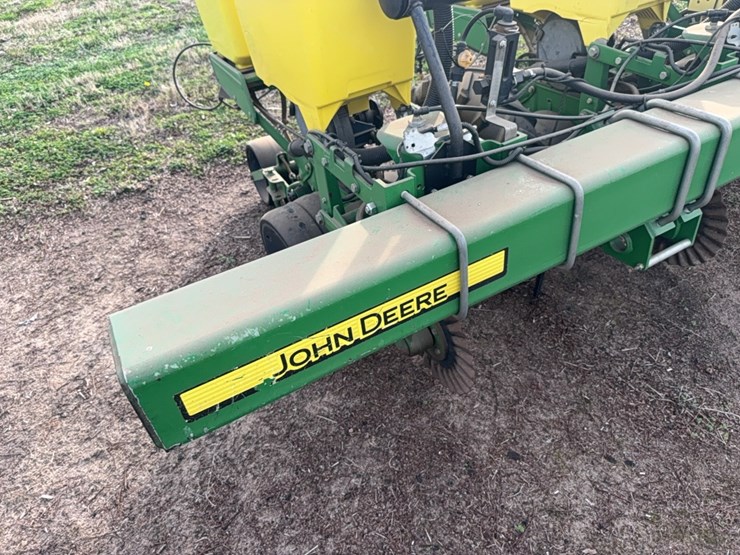 john-deere-1725-image-61
