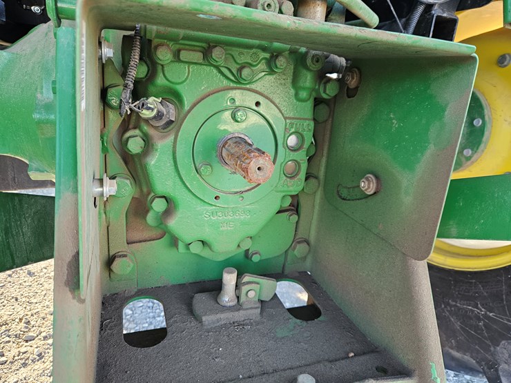 2020-john-deere-5075e-image-14
