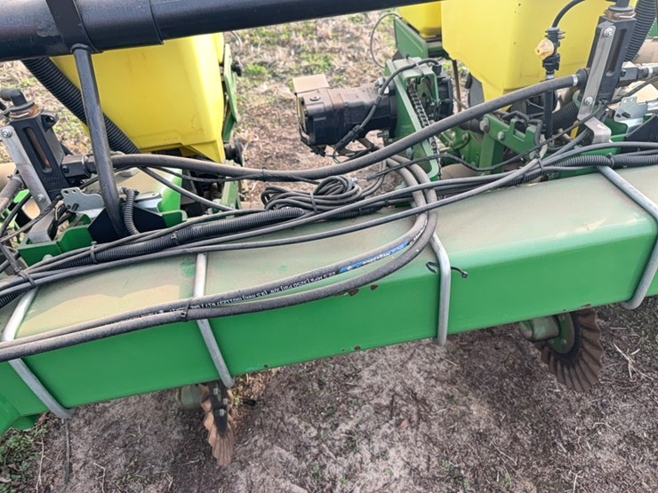 john-deere-1725-image-64