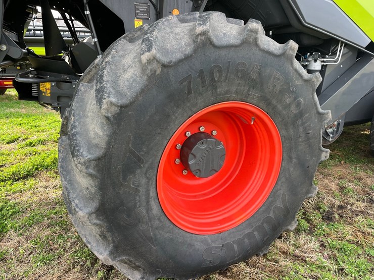 claas-lexion-8700-image-13