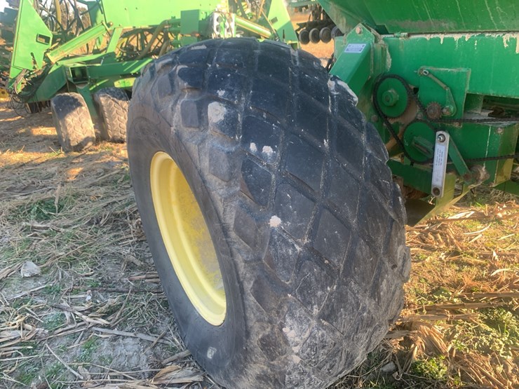 john-deere-1850-image-23