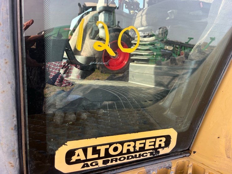 caterpillar-ch55-image-22