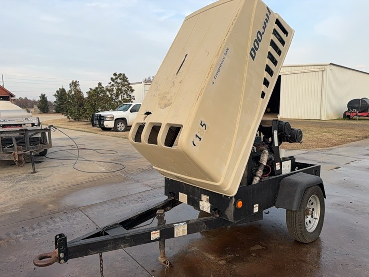 doosan--trailer-type-air-compressor-image-1