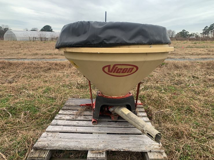 granular-spreader-image-4