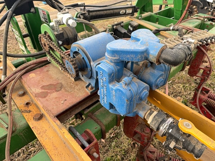 unverferth-ripper-stripper-image-9