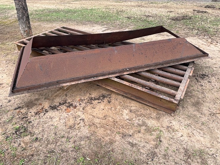 dump-pit-cover-and-top-of-funnel-image-25