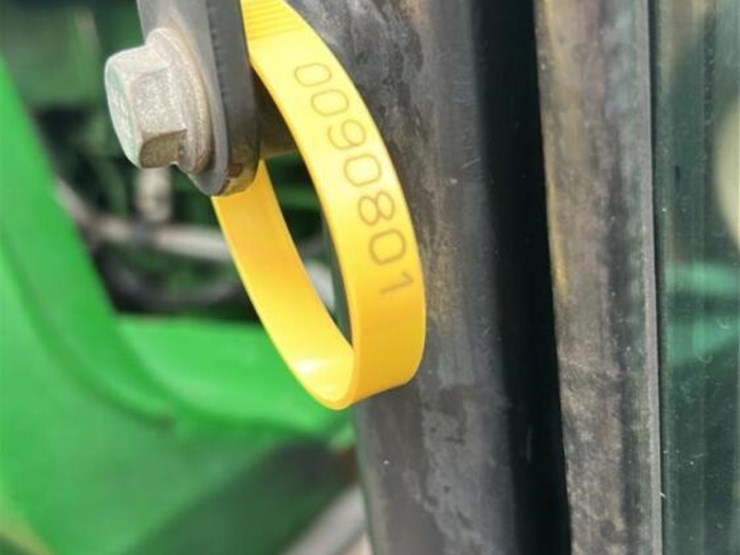 john-deere-6120e-tractor,-s/n-1p06120eej0010886:-loader-w/-bkt.,-5779-hrs-image-22