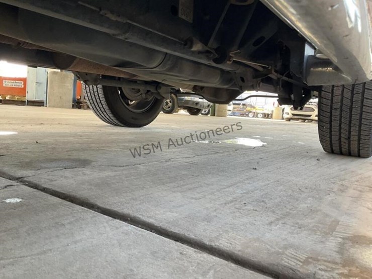 2011-dodge-1500-image-27