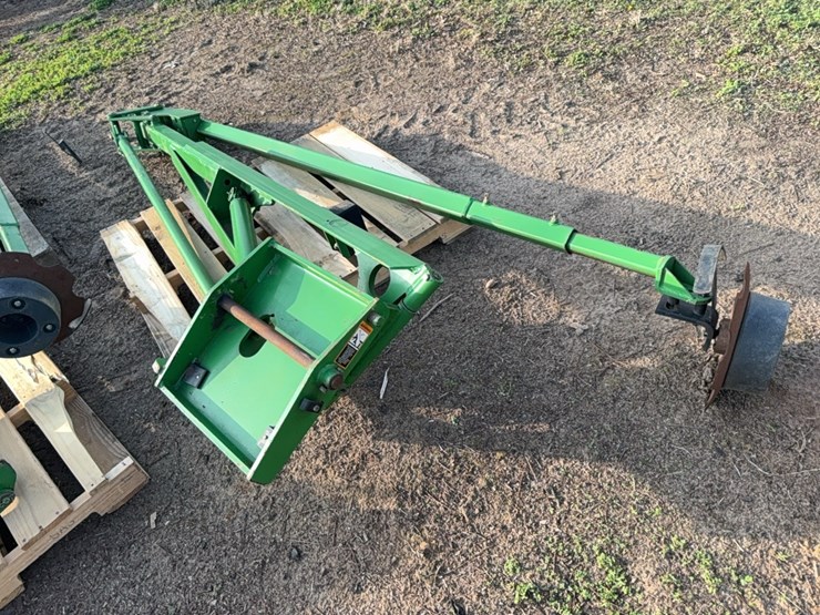 john-deere-12-image-26