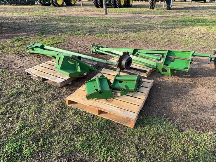 john-deere-12-image-17