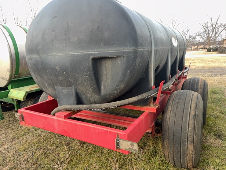 newton-crouch-1500-gallon-nurse-tank-with-trailer-image-11