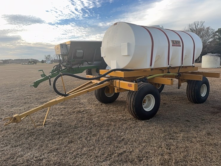 kbh-1650-gallon-towable-tank/nurse-tank-image-2