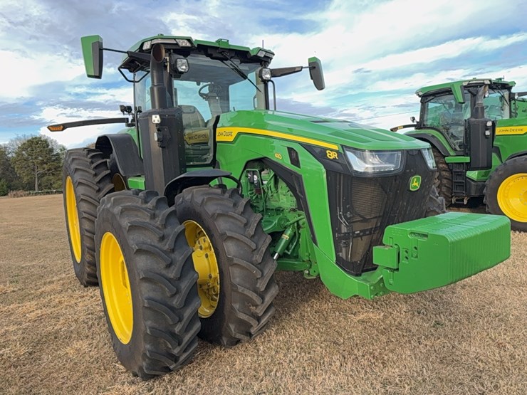 2022-john-deere-8r-410-image-14