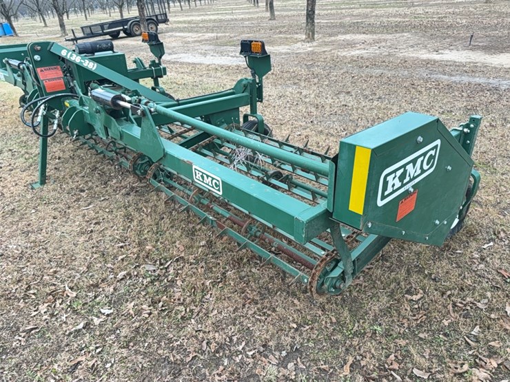 kmc-peanut-lifter/fluffer-6-row-for-36”-&-38”-rows-image-8