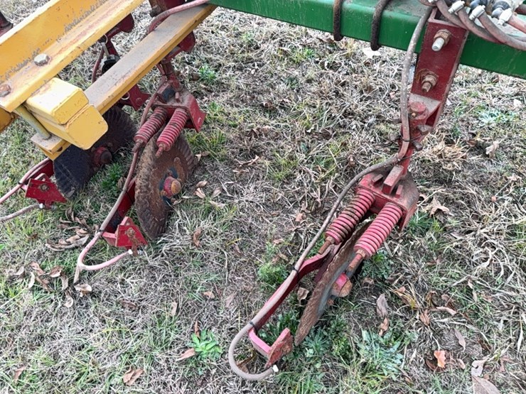 unverferth-ripper-stripper-image-5