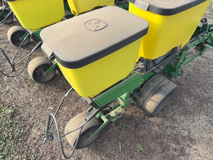 john-deere-1725-image-57