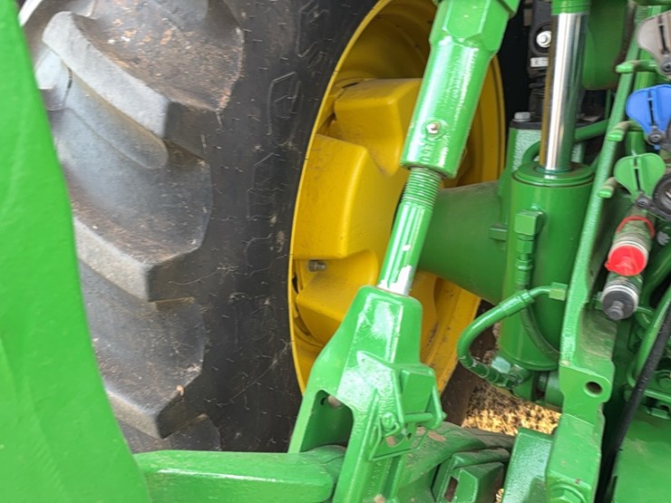 2022-john-deere-8r-410-image-42