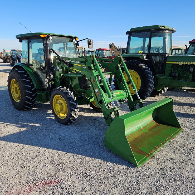 2020 JOHN DEERE 5075E