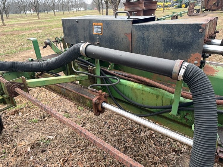 john-deere-7300-image-16