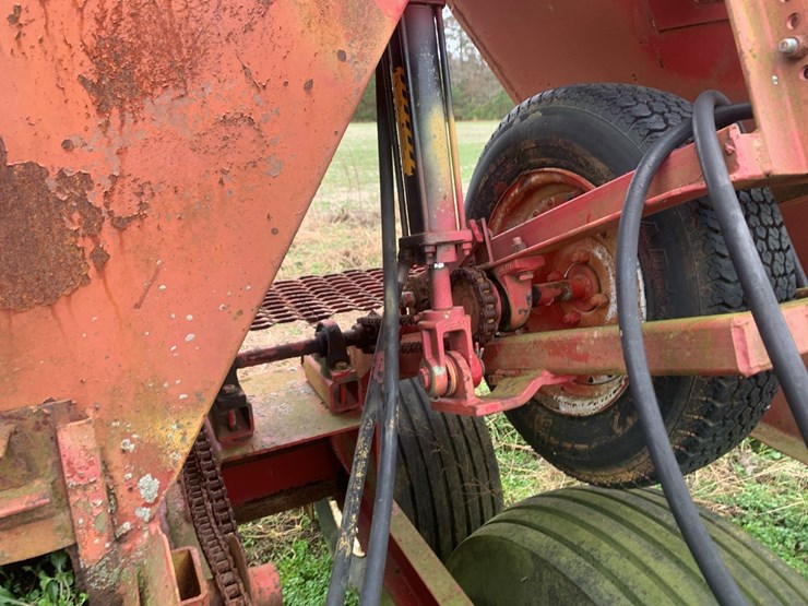 fertilizer-spreader-image-10