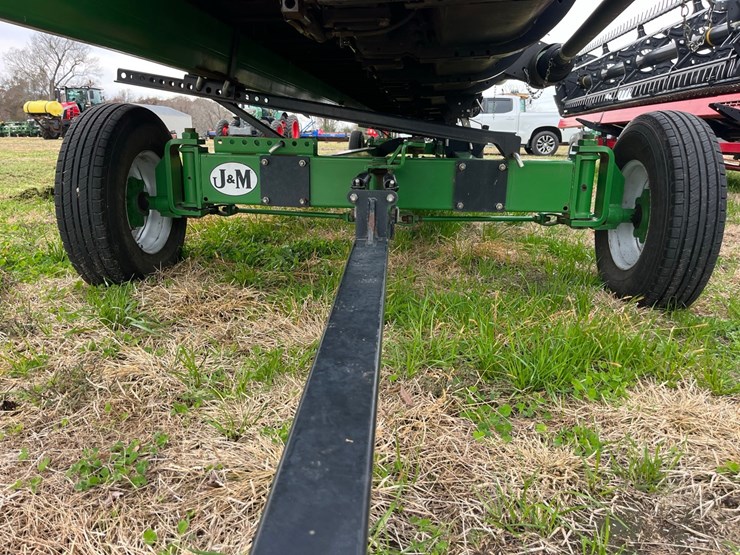 j-&-m-header-trailer-image-1