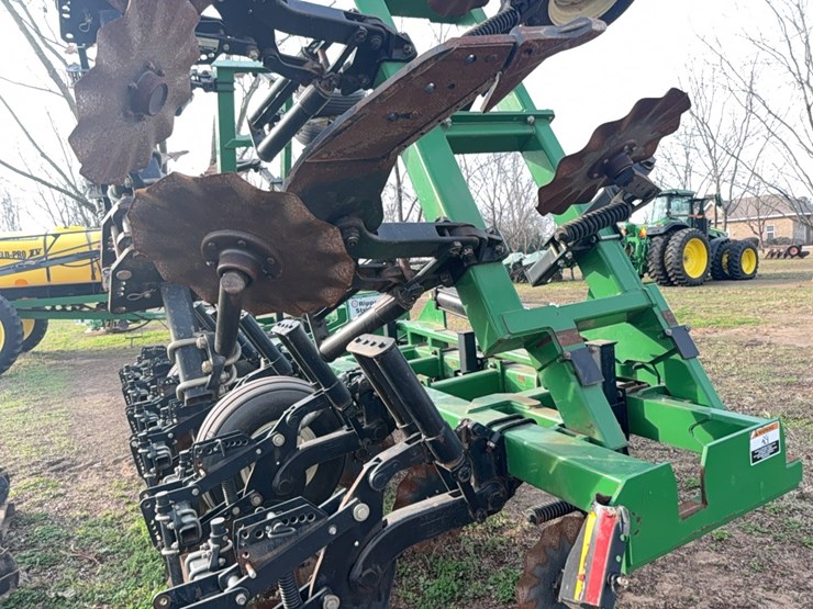 unverferth-ripper-stripper-image-18