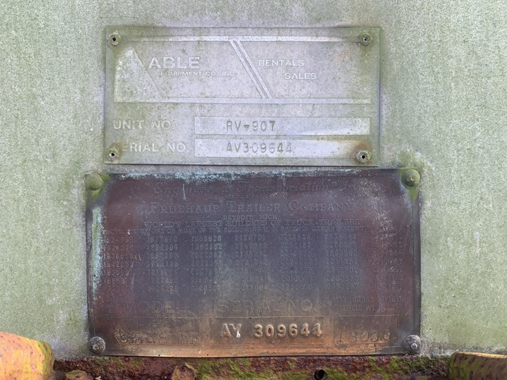 fruehauf-40'-van-trailer-image-4