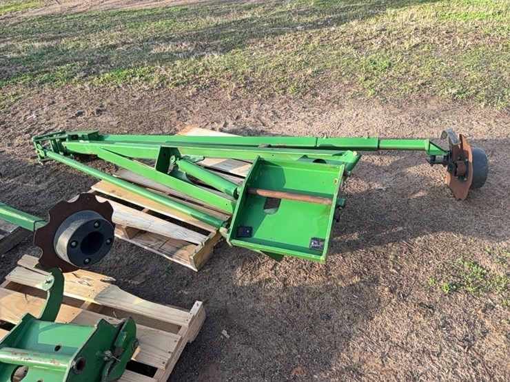 john-deere-12-image-31