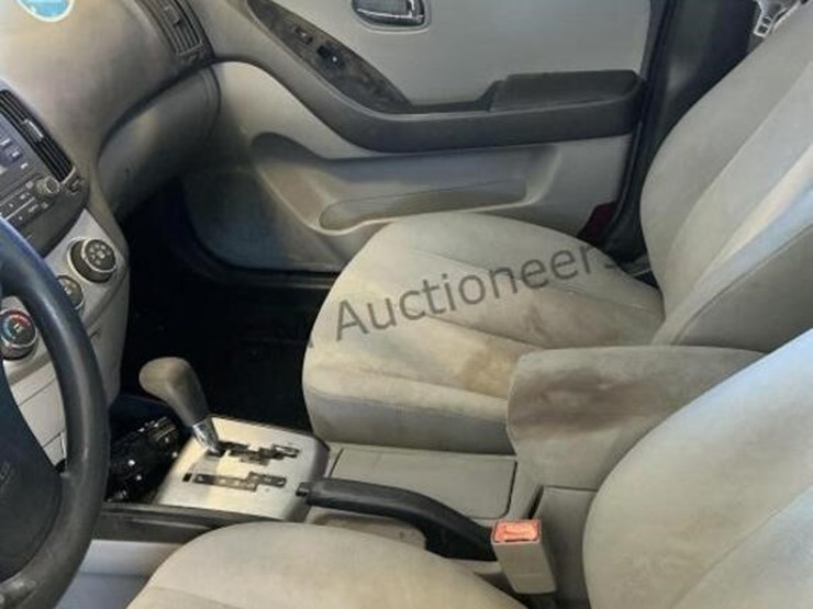 2010-hyundai-elantra-sdn-image-20