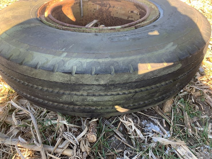 rim-and-tire-image-5