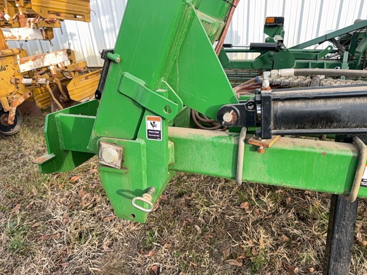 unverferth-ripper-stripper-image-22