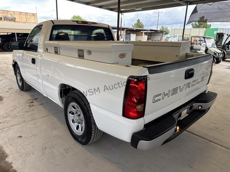 2006-chevrolet-silverado-1500-image-6