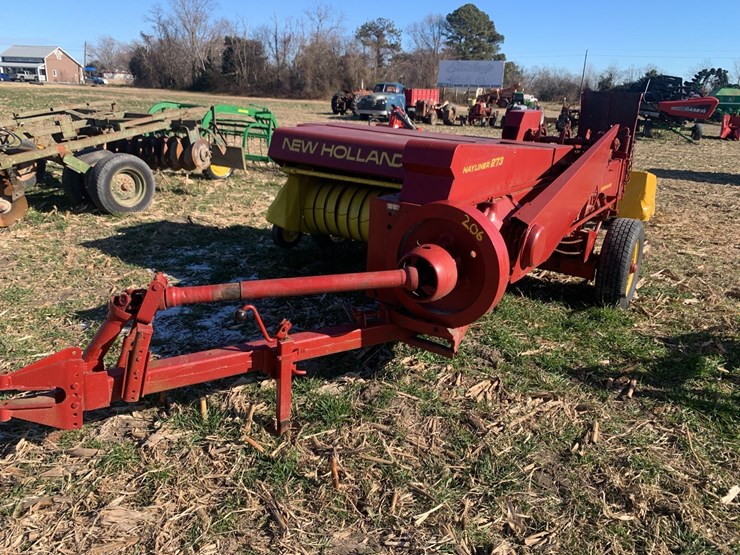 new-holland-273-image-1