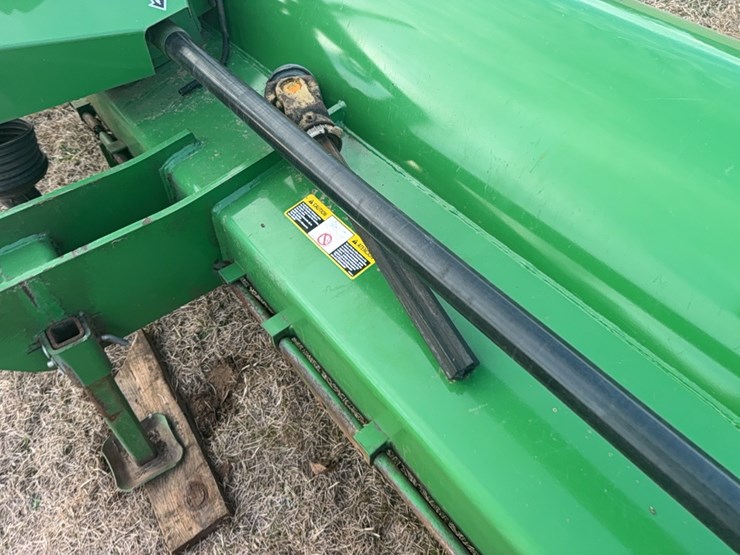 john-deere-520-image-16