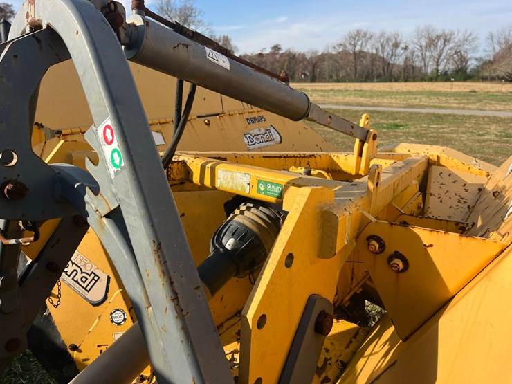 caterpillar-ch55-image-18