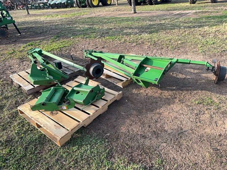 john-deere-12-image-34