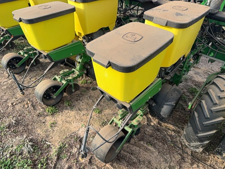 john-deere-1725-image-46