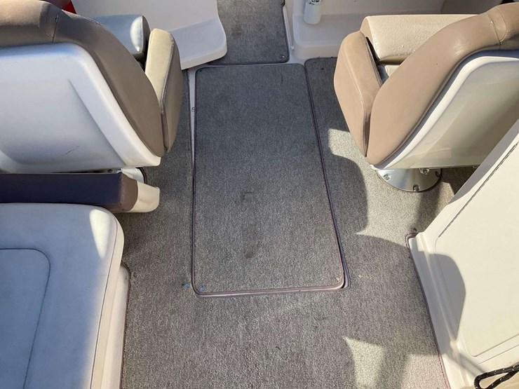 2014-sea-ray-250slx-bowrider-boat-with-t/a-boat-trailer-image-31