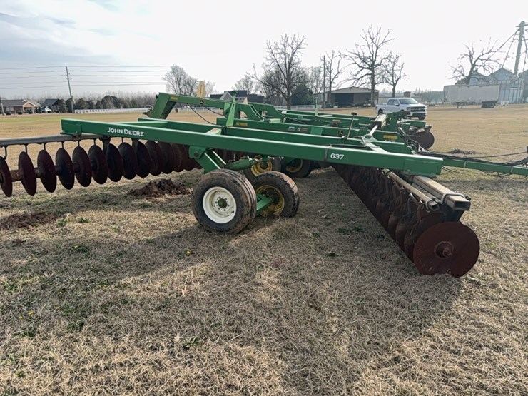 john-deere-637-image-34