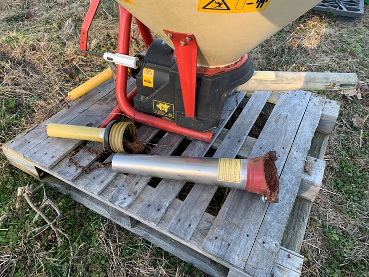 granular-spreader-image-10