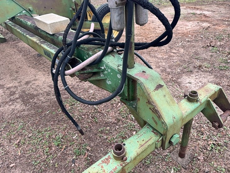 john-deere-7300-image-6