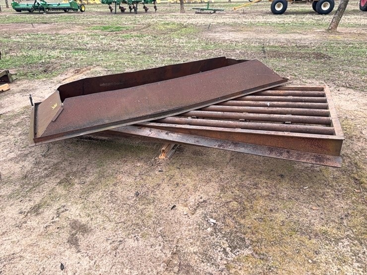 dump-pit-cover-and-top-of-funnel-image-5