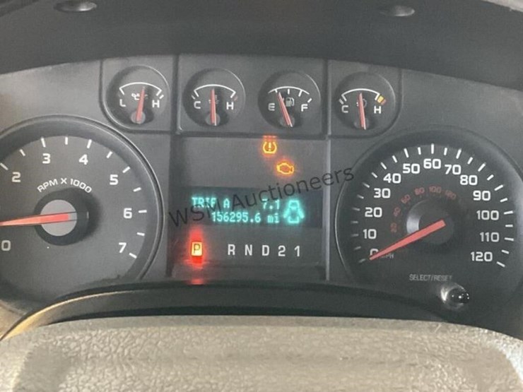 2010-ford-f150-image-17