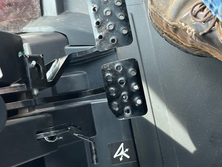 2023-massey-ferguson-8s.265-image-27