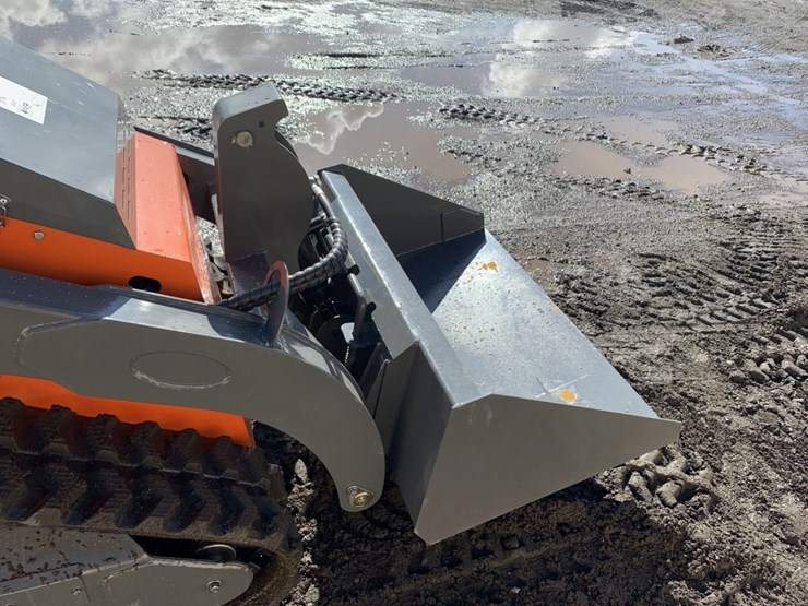 unused-hurricane-stand-on-compact-track-loader,-image-11