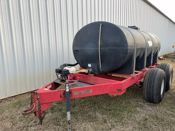 newton-crouch-1500-gallon-nurse-tank-with-trailer-image-1