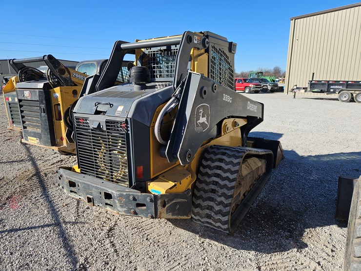 2020-deere-333g-image-19