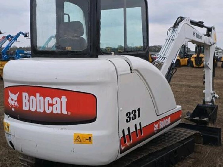 bobcat-334-image-8