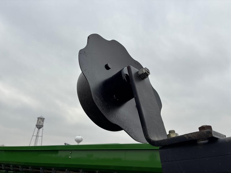 2003-john-deere-1590-image-31