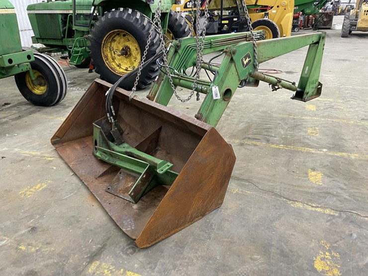 john-deere-148-image-1